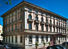 Chateau Monfort в Милане