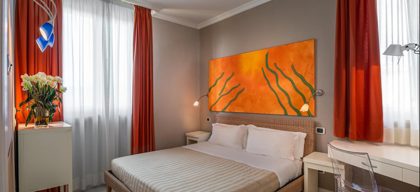 Отель Tombolo Talasso Resort в Марина-ди-Кастаньето, забронировать отель