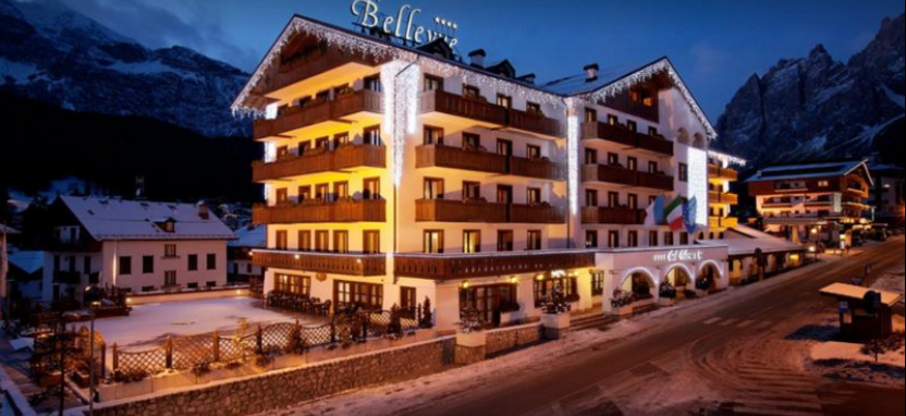 Отель Bellevue Suites & SPA 4* в Кортина Д'Ампеццо