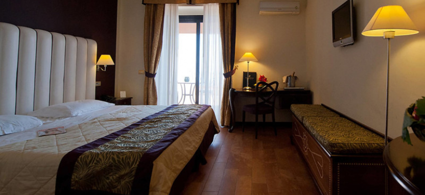 Baia Taormina в Марина Д'Агро на острове Сицилия забронировать отель.