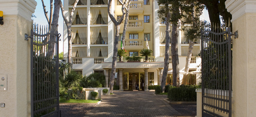 Grand Hotel Imperiale в Форте-дей-Марми забронировать отель.