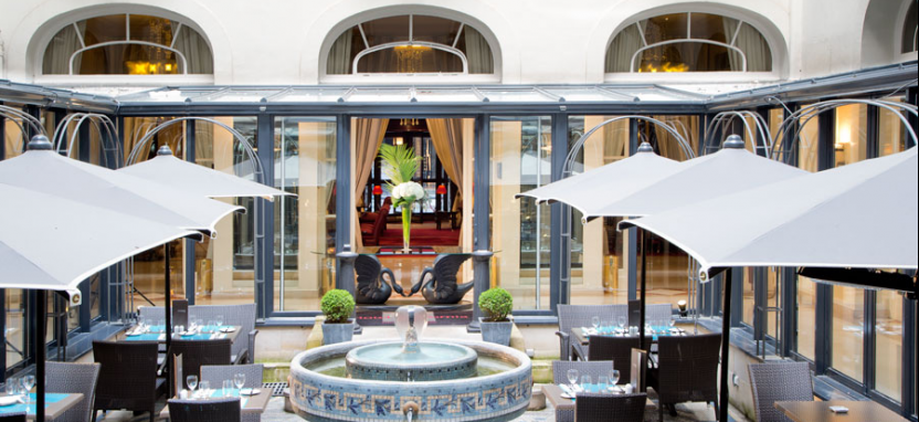 Отель California Champs-Elysees в Париже забронировать отель.