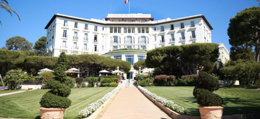 Grand-Hotel du Cap-Ferrat, A Four Seasons Hotel в Кап-Ферра на Лазурном берегу Франции.