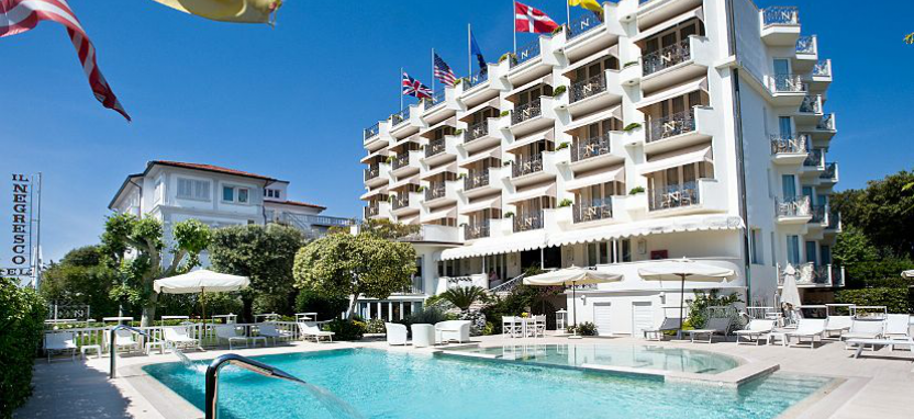 Hotel Il Negresco в Форте-дей-Марми забронировать отель.