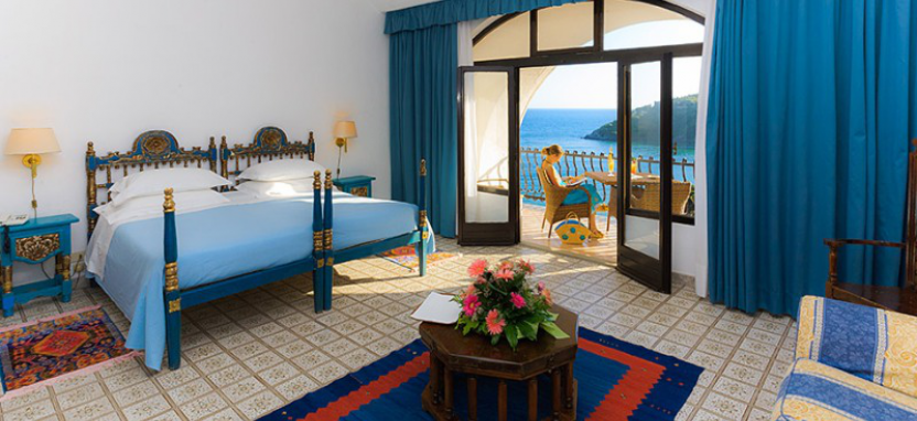 Отель Grand Hotel le Rocce в Гаэте, забронировать отель