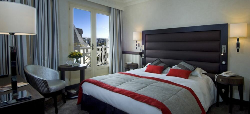 Grand Hotel Des Thermes Saint-Malo 5* в Сен-Мало.