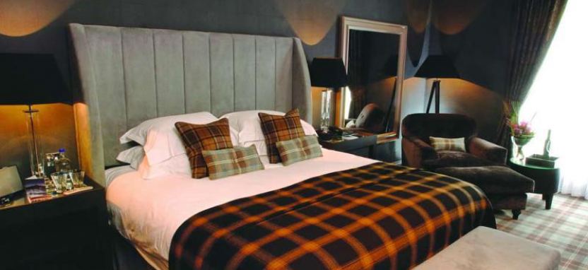 Cameron House отель в Шотландии, забронировать отель на озере Лох Ломонд.