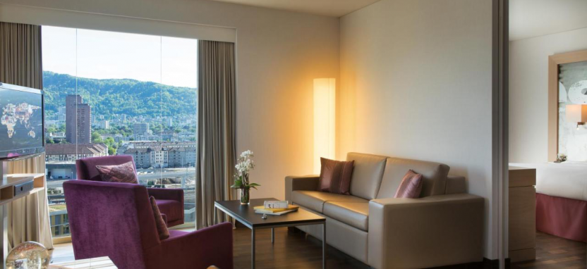 Renaissance Zurich Tower Hotel 5*.
