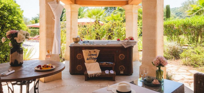 Le Domaine de l'Astragale 5* (Gassin) в Сен-Тропе.