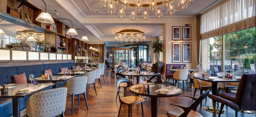 Fairmont Le Montreux Palace 5* в Монтрё.