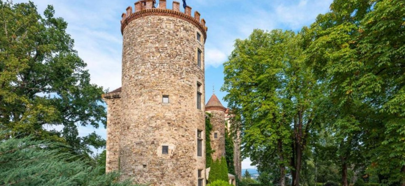 Chateau de Codignat 5* в Бор-Лентан, Овернь.