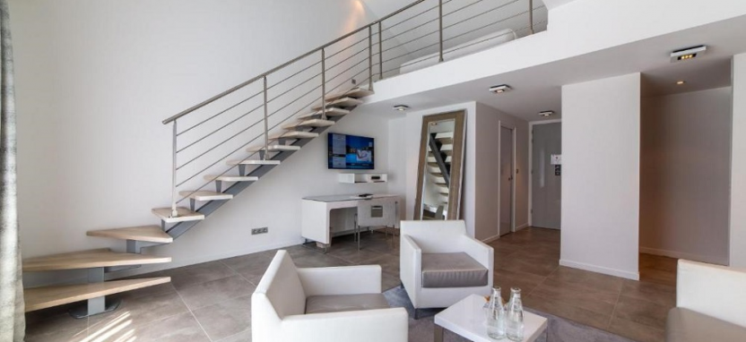 Kube Hotel 5* (Gassin) в Сен-Тропе.