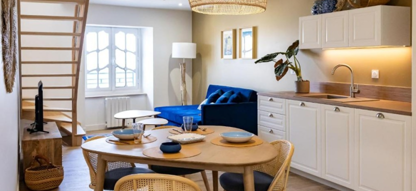 La Mere Poulard 3* в Мон Сен Мишель.