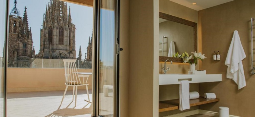 Lamaro Hotel Barcelona 5* в Барселоне