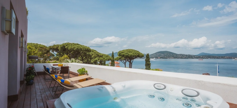 Kube Hotel 5* (Gassin) в Сен-Тропе.