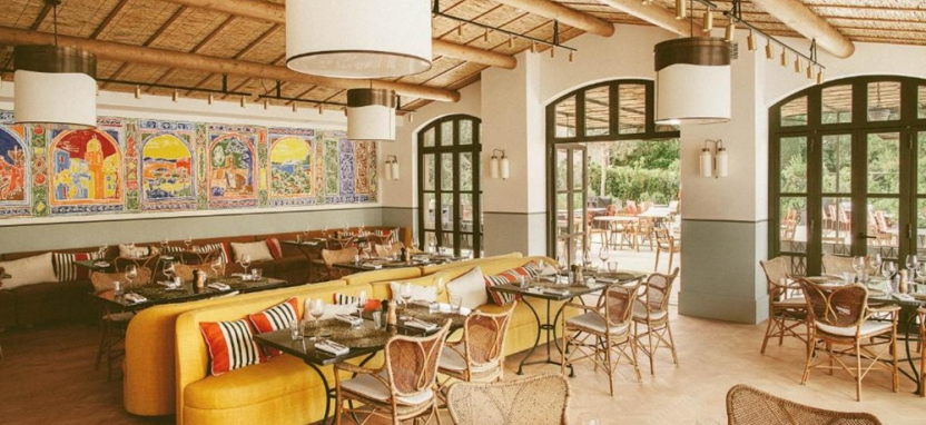 Hotel Lou Pinet 5* (ex. Benkirai) в Сен-Тропе.