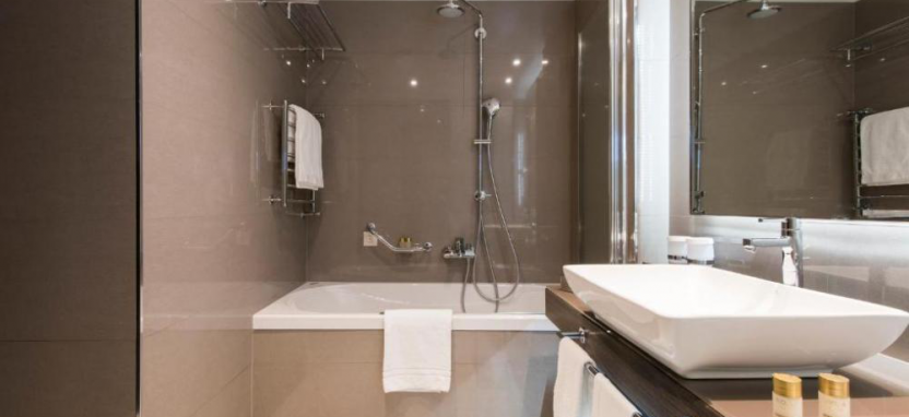 Lausanne Palace & Spa 5* в Лозанне.