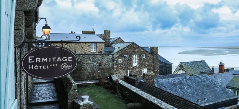 La Mere Poulard 3* в Мон Сен Мишель.