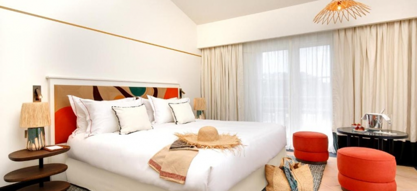 Hotel Lou Pinet 5* (ex. Benkirai) в Сен-Тропе.