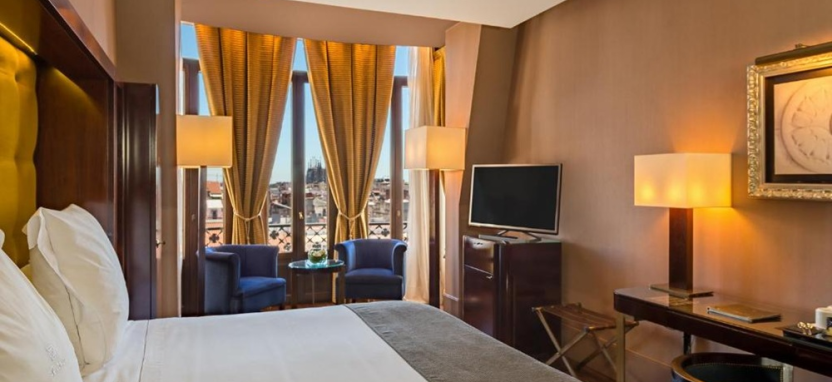 Casa Fuster 5* в Барселоне