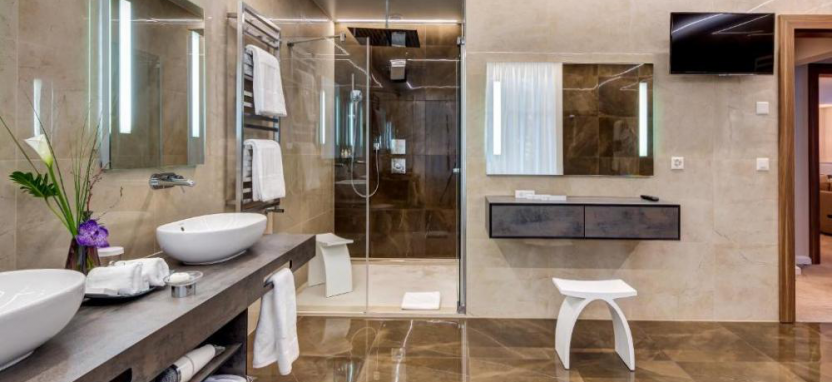 Lausanne Palace & Spa 5* в Лозанне.