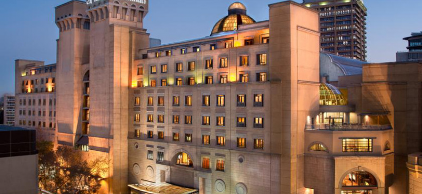 The Michelangelo Hotel on Sandton Square в Йоханнесбурге забронировать отель.