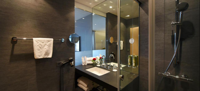 Vitznauerhof 4* на берегу Люцернского озера.