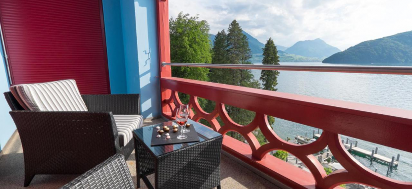 Vitznauerhof 4* на берегу Люцернского озера.