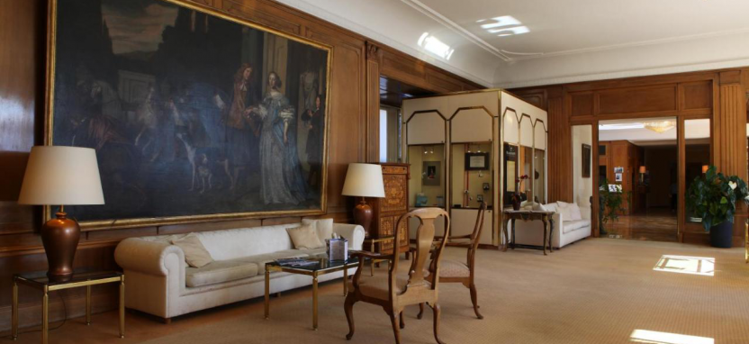 Hotel du Grand Lac Excelsior 4* в Монтрё