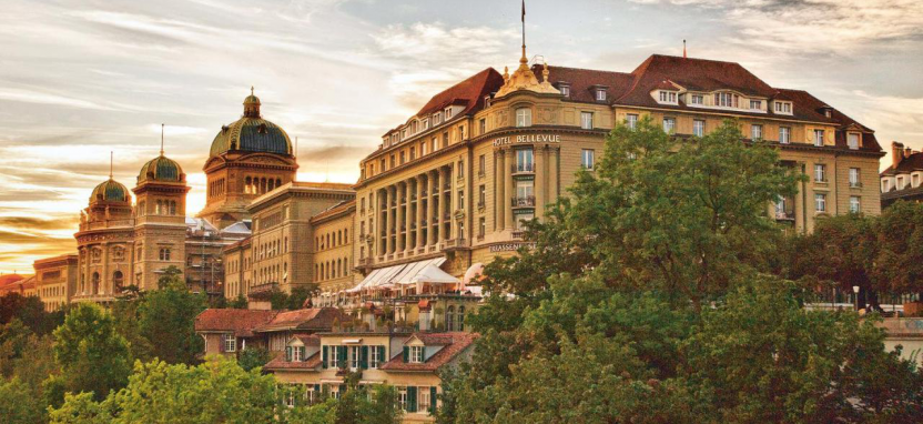 Bellevue Palace 5* в Берне.