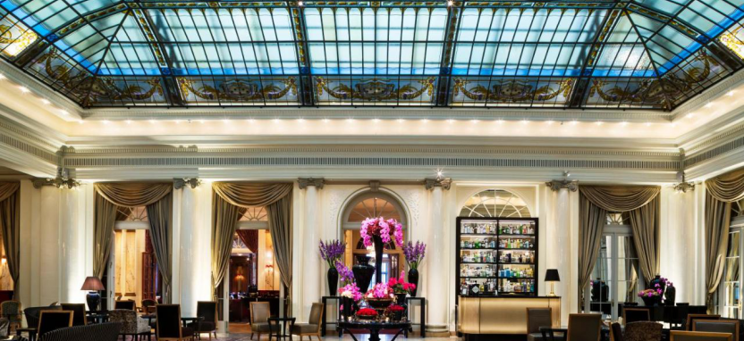 Bellevue Palace 5* в Берне.