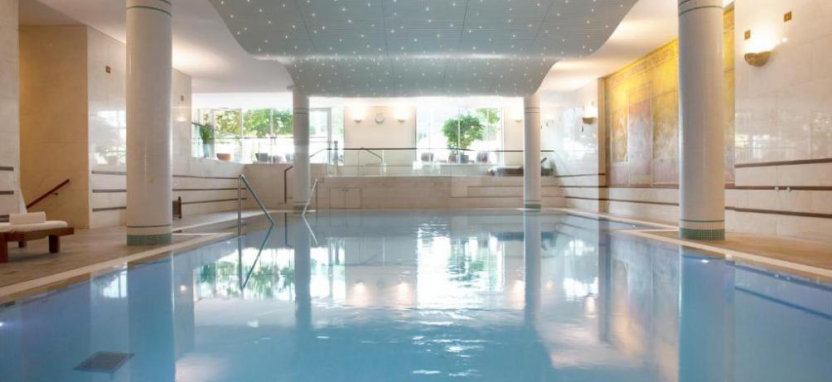 Lausanne Palace & Spa 5* в Лозанне.