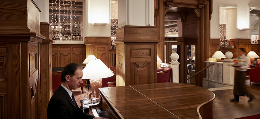 Schweizerhof отель в Санкт-Морице.