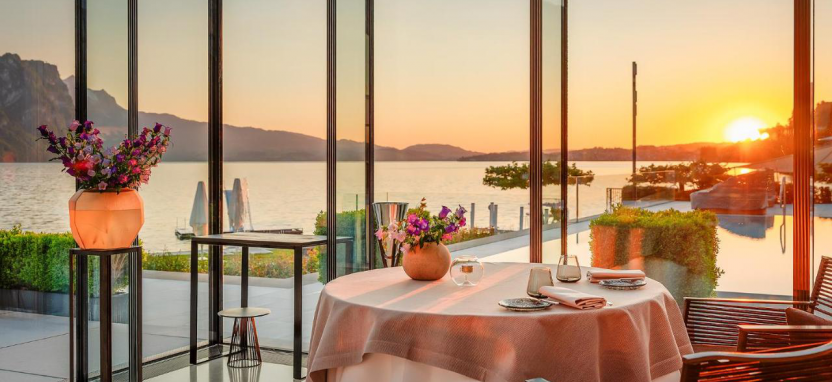 Park Hotel Vitznau 5* (ex. Park Hotel Weggis) на берегу Люцернского озера.