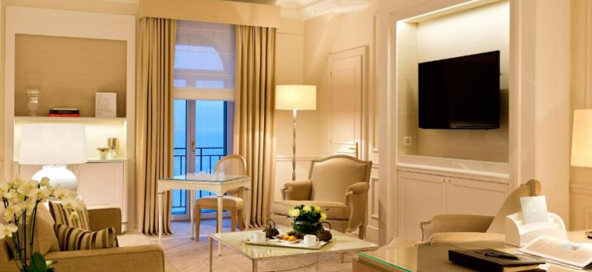 Beau-Rivage Palace 5* в Лозанне.