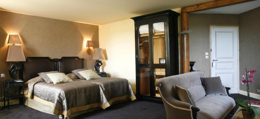 Chateau de Fere 5* в Пикардии.