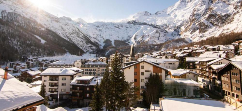 Walliserhof Grand Hotel & Spa 5* в Саас-Фэ.