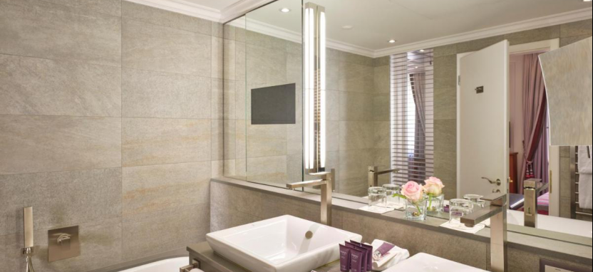 Schweizerhof Zurich 4*