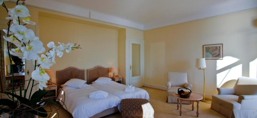 Hotel du Grand Lac Excelsior 4* в Монтрё