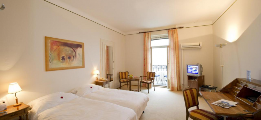 Hotel du Grand Lac Excelsior 4* в Монтрё