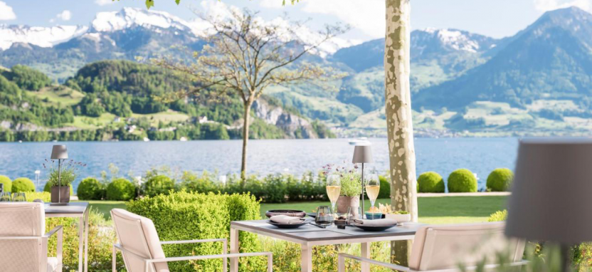 Park Hotel Vitznau 5* (ex. Park Hotel Weggis) на берегу Люцернского озера.