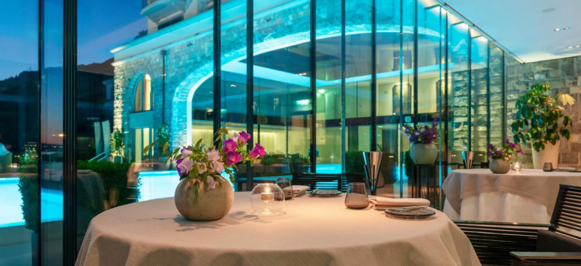 Park Hotel Vitznau 5* (ex. Park Hotel Weggis) на берегу Люцернского озера.