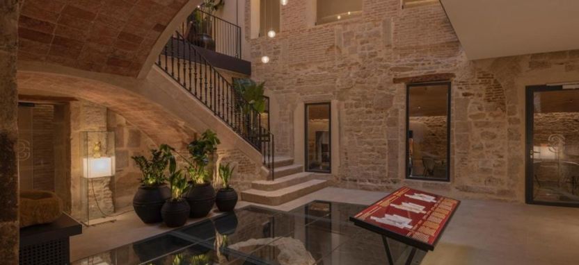 Gran Hotel Barcino 4* в Барселоне
