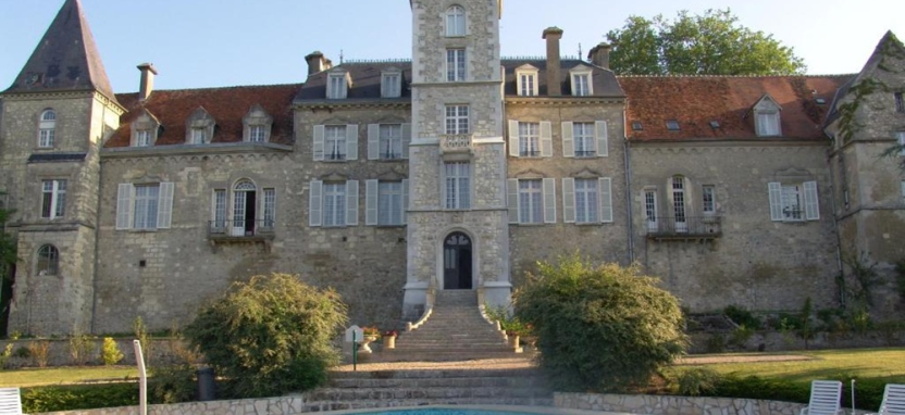 Chateau de Fere 5* в Пикардии.