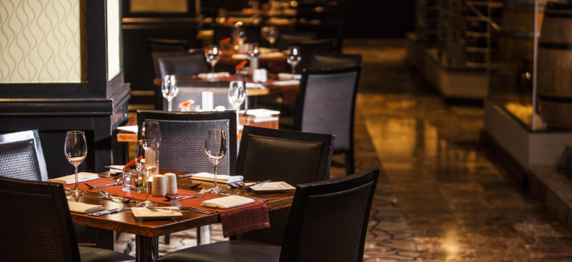 Southern Sun Waterfront Hotel в Кейптауне забронировать отель.