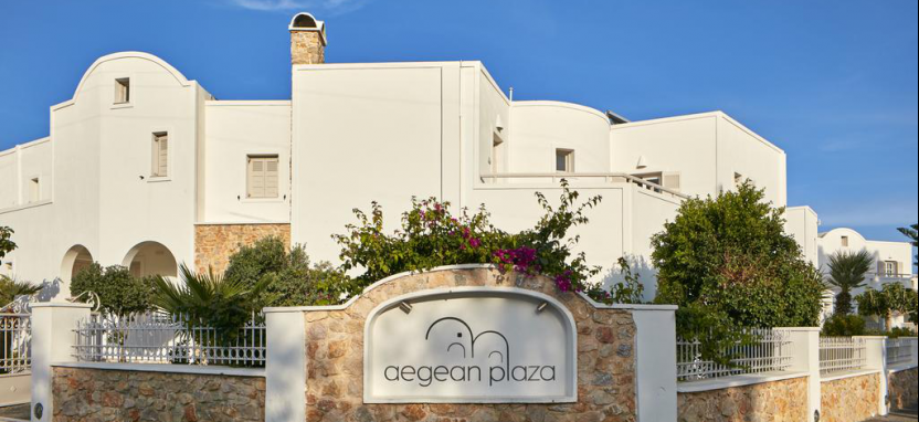 Aegean Plaza 4* на острове Санторини.