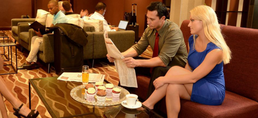 Отель Holiday Inn Sandton в Йоханнесбурге забронировать отель.