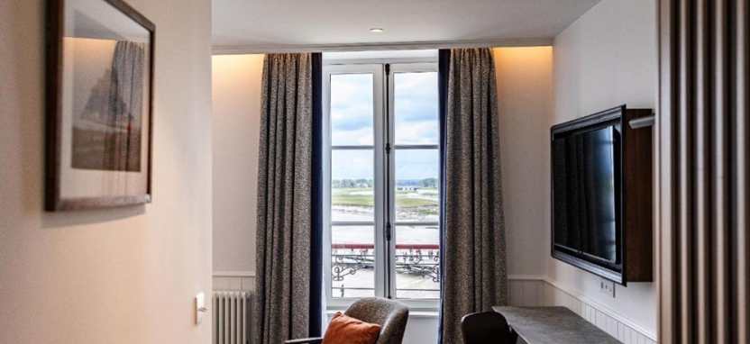 La Mere Poulard 3* в Мон Сен Мишель.