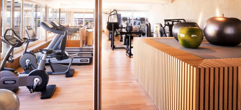 Bellevue Palace 5* в Берне.