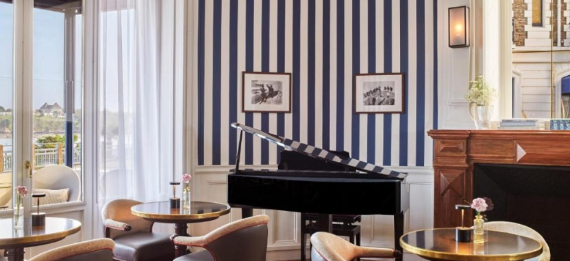 Barriere Le Grand Hotel Dinard 5* в Динаре.